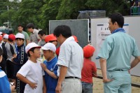 sen090702-5.JPG