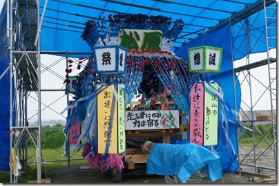 「うごく七夕まつり」の山車